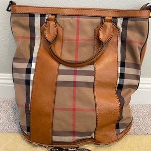 Burberry canvas and leather Handle bag